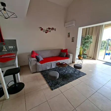 Face A La Superbe Villa, Terrasse, Barbecue, Parking