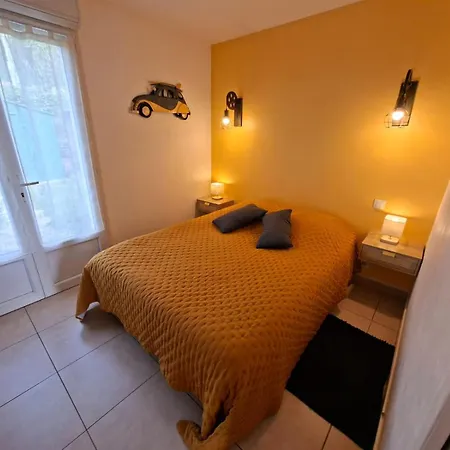 Face A La Superbe Villa, Terrasse, Barbecue, Parking