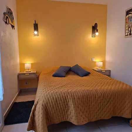 Villa Face A La Superbe Villa, Terrasse, Barbecue, Parking *